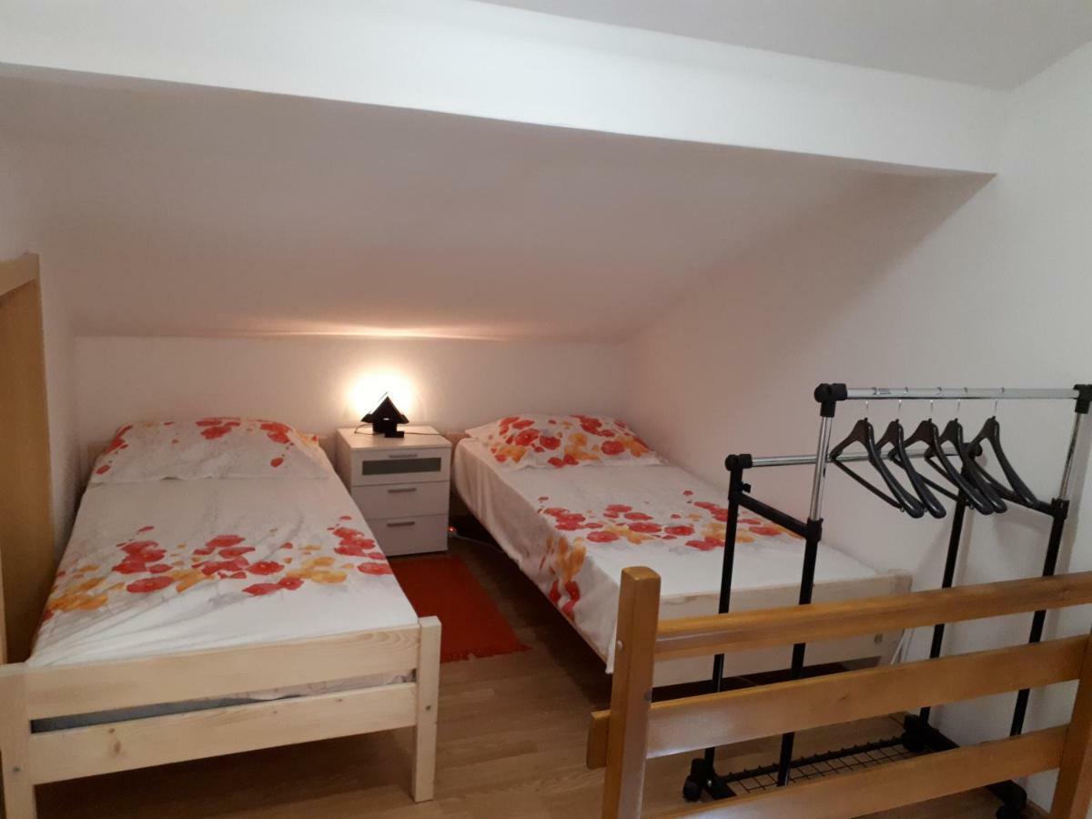 House Utrinek With Free Play Room, Jacuzzy And Garage Podbrdo Exterior photo